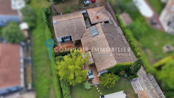 Maison
                                                                                                                                                                                                                                                                                                                        7 pièce(s)                                                                                                                                                                                                          6 chambre(s)                                                                                                                                                                                                          227  m²