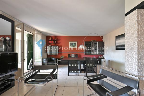 Maison
                                                                                                                                                                                                                                                                                                                        7 pièce(s)                                                                                                                                                                                                          6 chambre(s)                                                                                                                                                                                                          227  m²