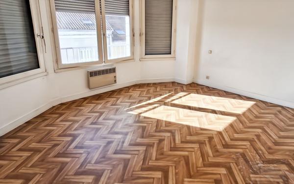 Appartement à vendre    2 pièces • 53,35 m2 Périgueux