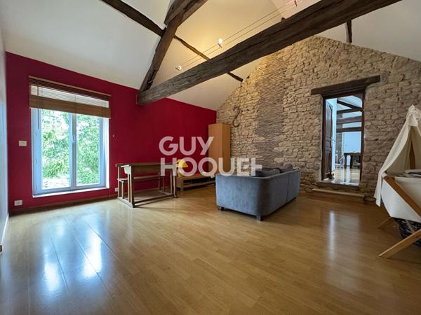 Maison ancienne spacieuse avec 200 m² de dépendances!