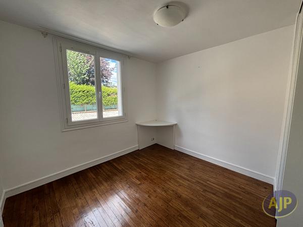 Appartement à louer Cholet : 2 pièces, 54m² avec 1 chambre(s) à 610€ - AJP Immobilier Cholet