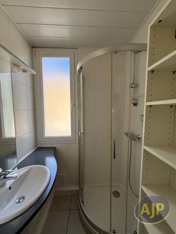 Appartement à louer Cholet : 2 pièces, 54m² avec 1 chambre(s) à 610€ - AJP Immobilier Cholet