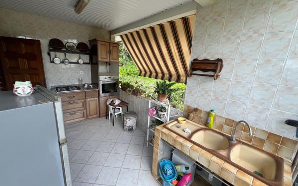 Maison à vendre    5 pièces •  Matoury