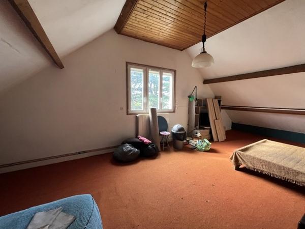 Maison à vendre 176 714 € Saint-Amand-Montrond 7 p 214 m² DPE D