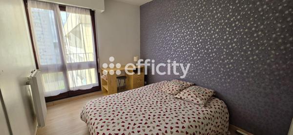 Appartement
         5 pièces
        - 96 m² 109 900 € *