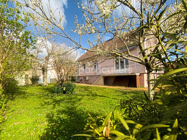 Vente Maison108 m² - 5 Pièces - Chalon sur Saône (71100)