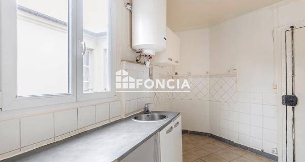 À vendre Studio 12.78 m² - Paris 75010