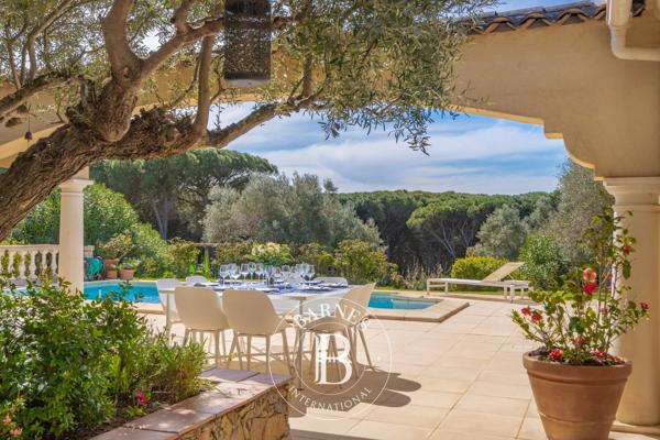 Saint-Raphaël, Villa 5 Chambres -  300 m² à vendre