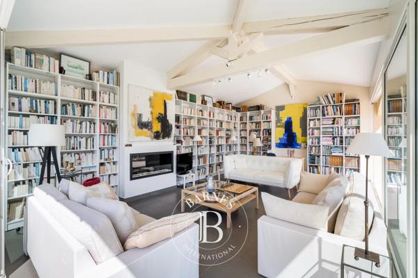 Saint-Raphaël, Villa 5 Chambres -  300 m² à vendre