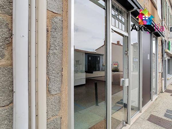 Renaison (42370) A VENDRE - RENAISON - IMMEUBLE AVEC GARAGE ET LOCAL COMMERCIAL