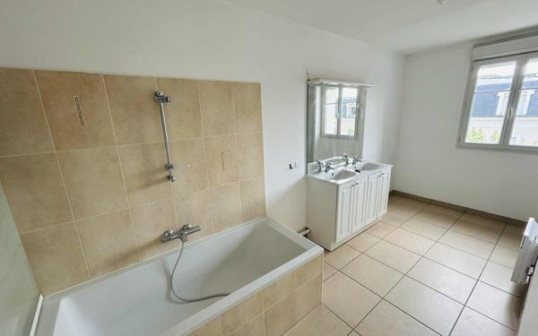 Appartement à vendre    3 pièces • 108,64 m2 Meaux