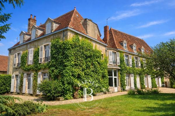 Boussac, Manoir 7 Chambres -  430 m² à vendre
