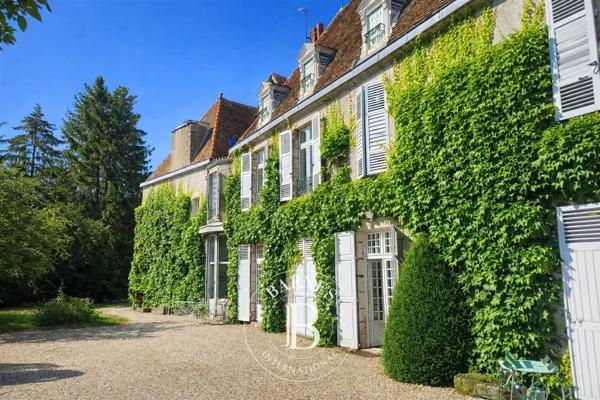 Boussac, Manoir 7 Chambres -  430 m² à vendre
