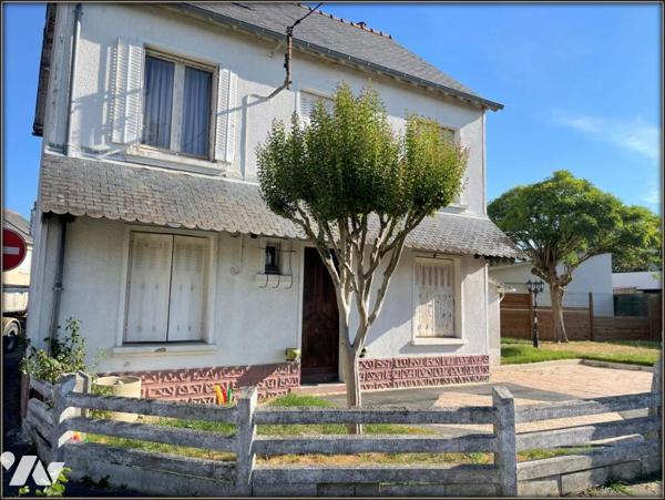 MAISONS A RENOVER LE RHEU AVEC JARDIN