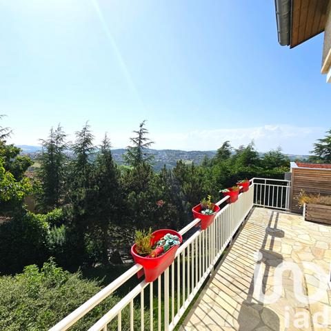 Maison à vendre 6 pièces 212 m² Saint-Genest-Lerpt