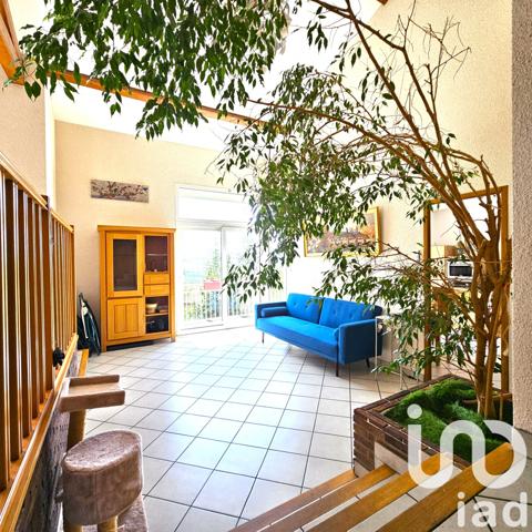 Maison à vendre 6 pièces 212 m² Saint-Genest-Lerpt