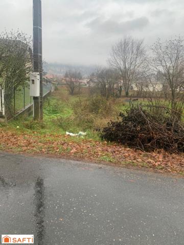 A vendre très beau terrain constructible de 1 289 m2