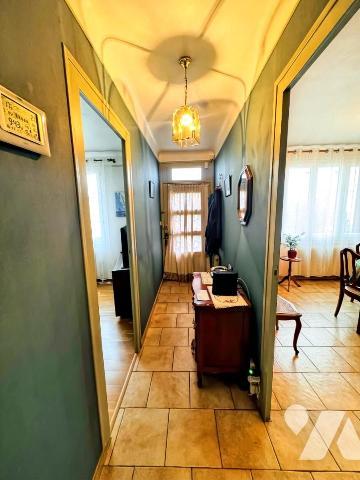 REZE - MAIRIE - MAISON DE PLAIN-PIED - 2CH ET UN BUREAU - SS AVEC BUANDERIE CAVE ET GARAGE 