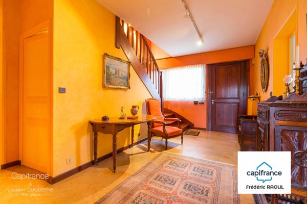 Dijon – Lycée Montchapet : élégante maison familiale aux volumes remarquables