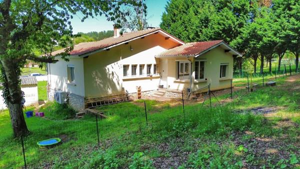 Maison de 85 m² rénové, fonctionnelle et économe en énergie sur 1 440 m² de terrain