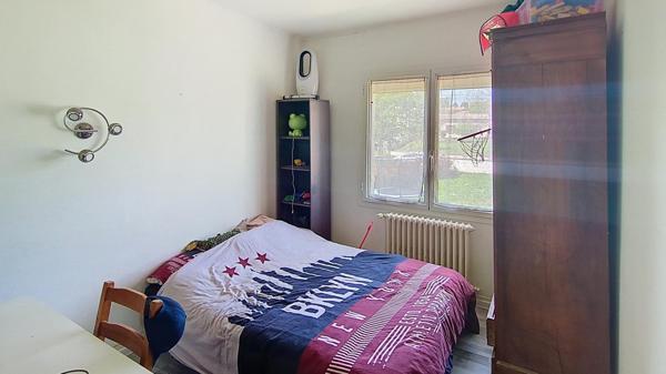 Maison de 85 m² rénové, fonctionnelle et économe en énergie sur 1 440 m² de terrain