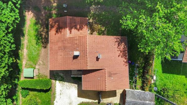 Maison de 85 m² rénové, fonctionnelle et économe en énergie sur 1 440 m² de terrain