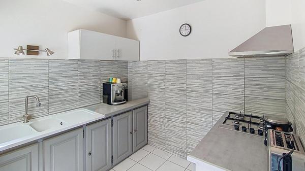 Maison de 85 m² rénové, fonctionnelle et économe en énergie sur 1 440 m² de terrain