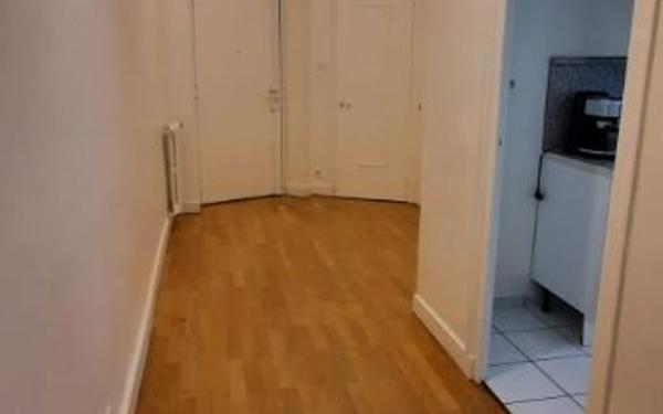 Appartement à louer    1 pièce •  Sainte-Foy-lès-Lyon