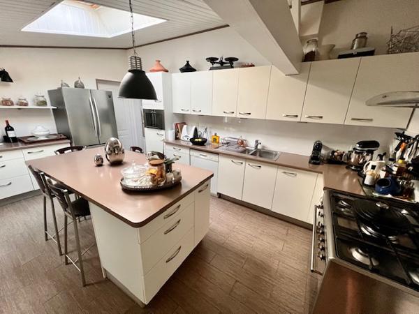 A PROXIMITE IMMEDIATE DE LA ROCHELLE – PROPRIETE D’EXCEPTION !