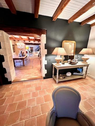 A PROXIMITE IMMEDIATE DE LA ROCHELLE – PROPRIETE D’EXCEPTION !