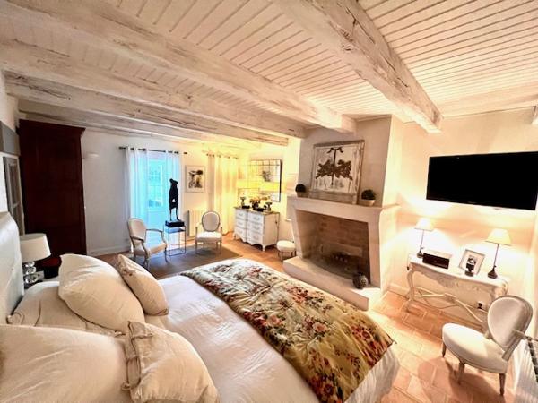 A PROXIMITE IMMEDIATE DE LA ROCHELLE – PROPRIETE D’EXCEPTION !