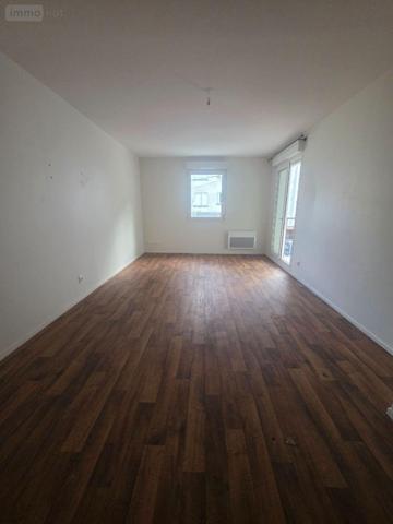 Appartement à rénover à vendre à Nantes en Loire-Atlantique (44000), ref : 49115/appart/514   
GARE