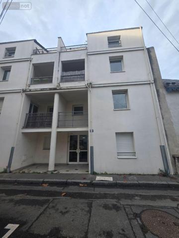 Appartement à rénover à vendre à Nantes en Loire-Atlantique (44000), ref : 49115/appart/514   
GARE