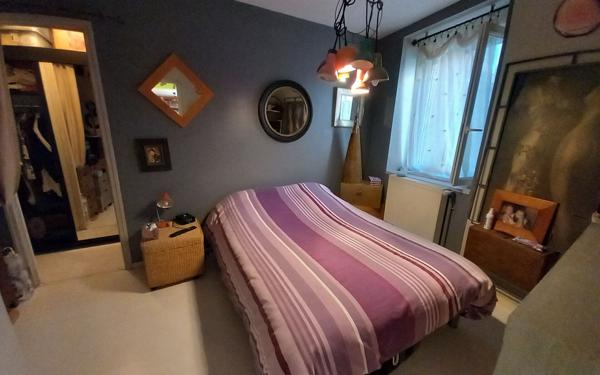 Immeuble à vendre    3 pièces •  Montceau-les-Mines