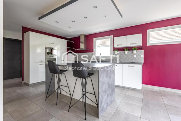 Maison 103m², 4 ch, 2 sdb, 2014, Ecole-Valentin