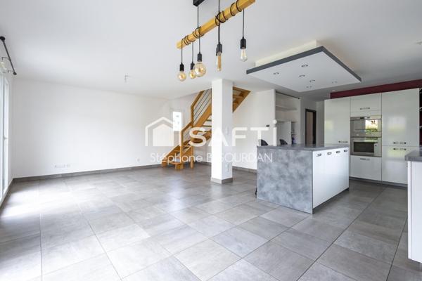 Maison 103m², 4 ch, 2 sdb, 2014, Ecole-Valentin