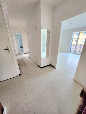 Confortable T4 au dernier étage