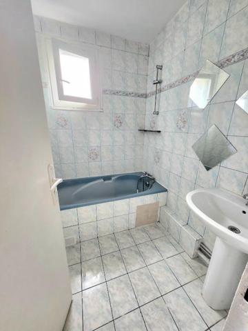 Confortable T4 au dernier étage