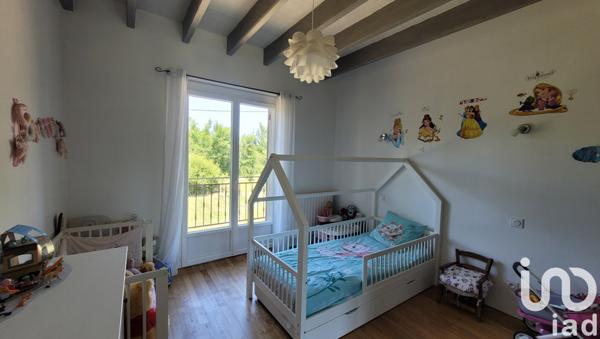 Maison à vendre 11 pièces 235 m² La Roche-Chalais