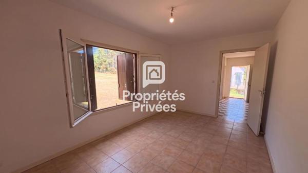 NONTRON (24300) --- MAISON DES ANNÉES 30 AU CHARME PRÉSERVÉ ---