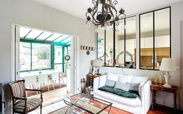 Maison à vendre    6 pièces • 197 m2 Saint-Étienne