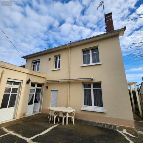 Maison à vendre à La-Ferté-Bernard dans la Sarthe (72400), ref : 72085-2236