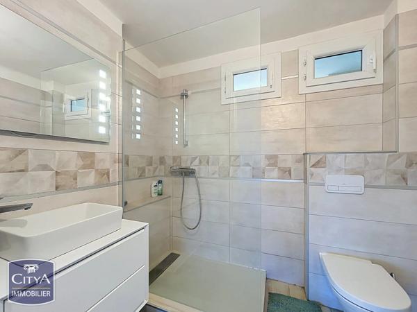 Appartement à vendre 3 pièces 53m² Nîmes (30900)