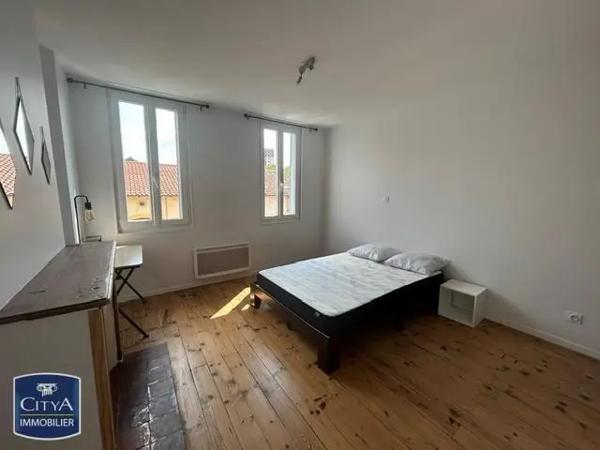 Appartement à louer 2 pièces 39.35m² Pamiers (09100)