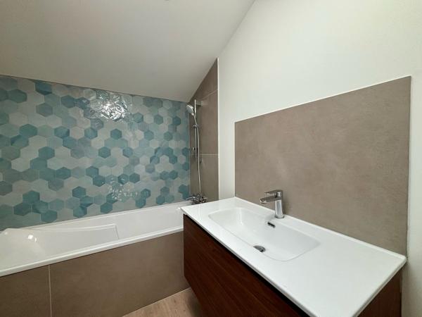 Maison 5 pièce(s) 4 chambre(s) 141 m²