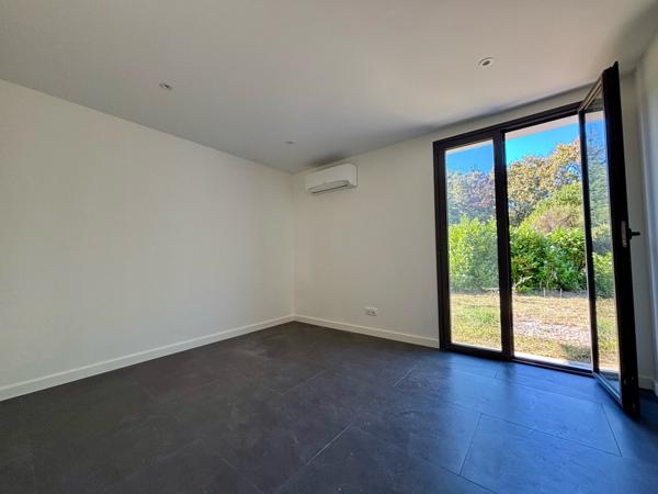 Maison 5 pièce(s) 4 chambre(s) 141 m²