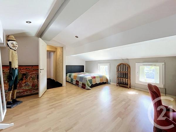 Maison à vendre  5 pièces - 112 m 2   ROCHEFORT  - 17