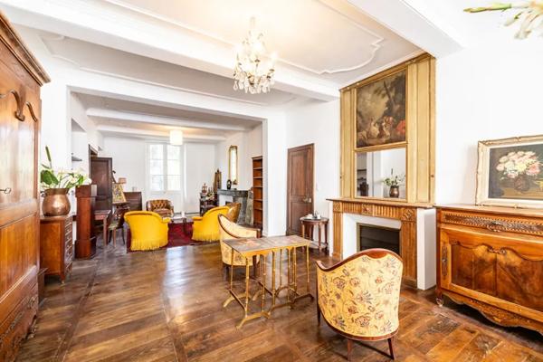 maison 6 pièces 214m² à vendre à Aire-sur-l'Adour