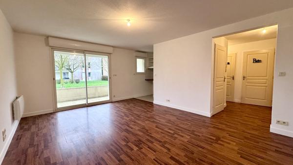 CHARMANT TYPE 2 EN DUPLEX AVEC TERRASSE 