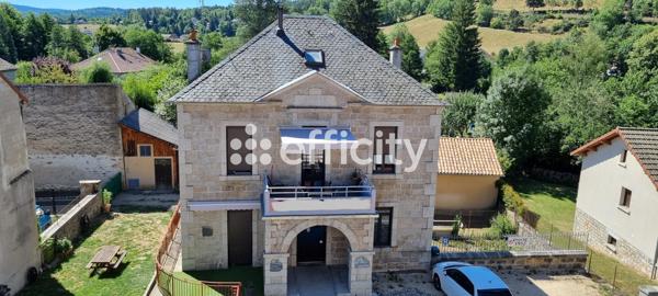 Maison 7 pièces - 118 m² Exclusivité efficity